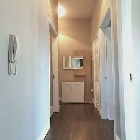 Apartment Stylish Penthouse Close To The Airport Dublin